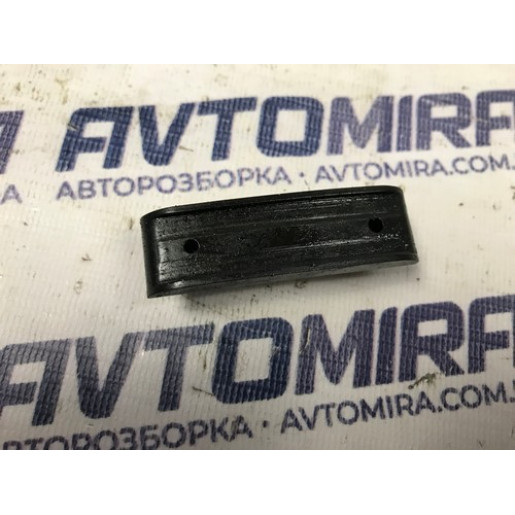 Натяжитель ланцюга масляного насаса Volvo V50 1.8 16V 2004-2010 31251060
